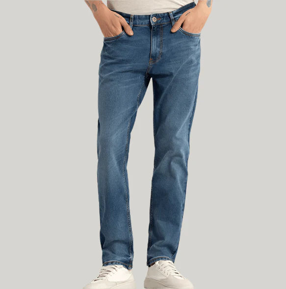 Cascade Washed Blue Comfort Fit Jeans